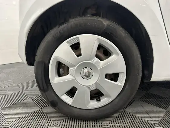 RENAULT TWINGO III - voiture d'occasion - Photo 25