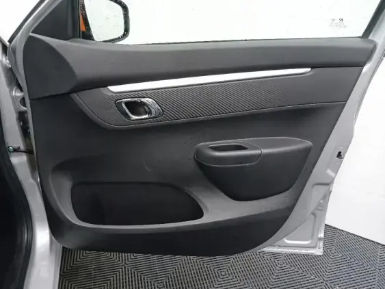 DACIA SPRING - voiture d'occasion - Photo 19