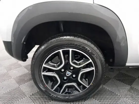 DACIA SPRING - voiture d'occasion - Photo 24