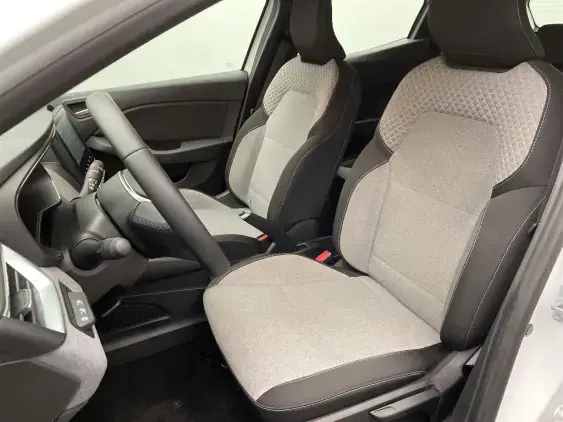 RENAULT CLIO V - voiture d'occasion - Photo 18