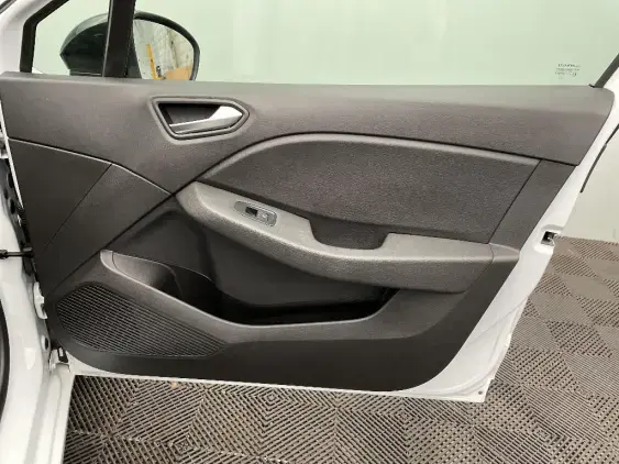 RENAULT CLIO V - voiture d'occasion - Photo 20