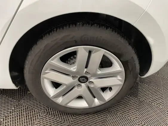 RENAULT CLIO V - voiture d'occasion - Photo 24