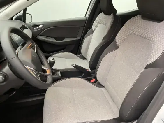 RENAULT CLIO V - voiture d'occasion - Photo 18