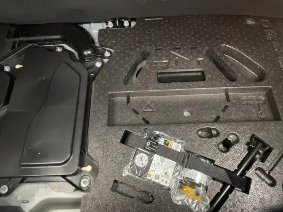 RENAULT CLIO V - voiture d'occasion - Photo 17