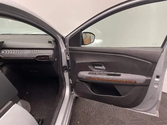 DACIA SANDERO III - voiture d'occasion - Photo 20