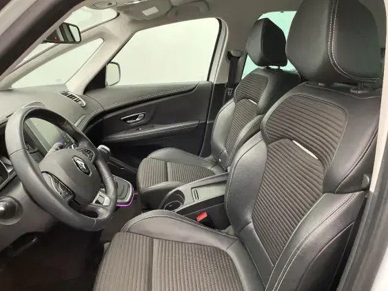 RENAULT SCENIC IV - voiture d'occasion - Photo 16