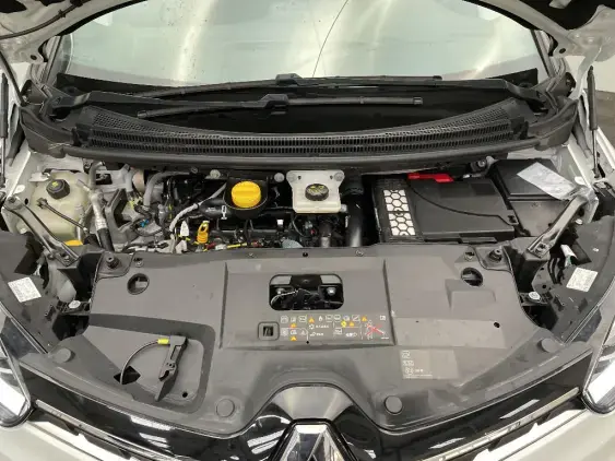 RENAULT SCENIC IV - voiture d'occasion - Photo 19