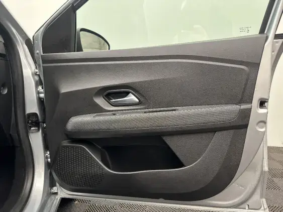 DACIA SANDERO III - voiture d'occasion - Photo 19