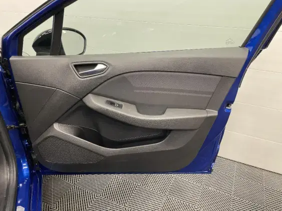 RENAULT CLIO V - voiture d'occasion - Photo 20