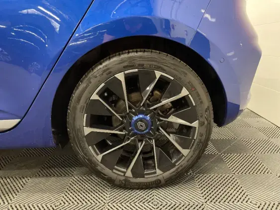 RENAULT CLIO V - voiture d'occasion - Photo 24