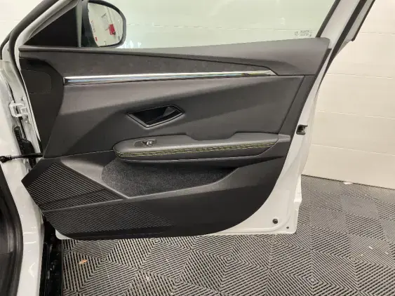 RENAULT MEGANE V - voiture d'occasion - Photo 20