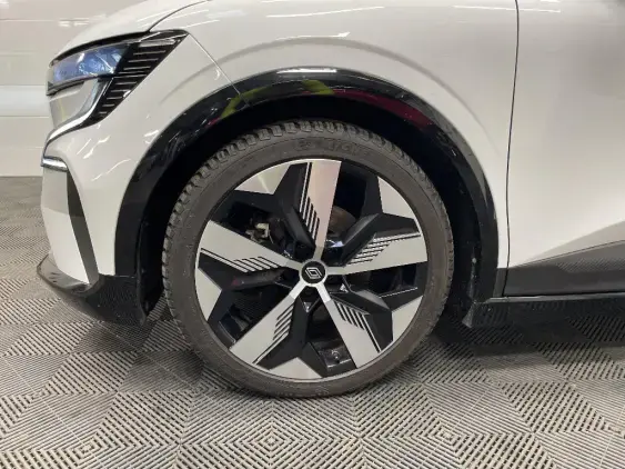 RENAULT MEGANE V - voiture d'occasion - Photo 23