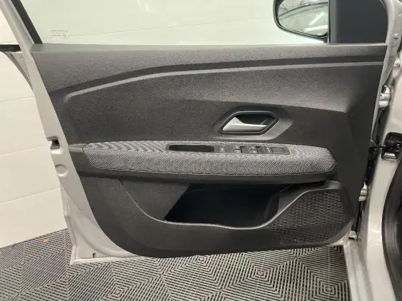 DACIA SANDERO III - voiture d'occasion - Photo 18