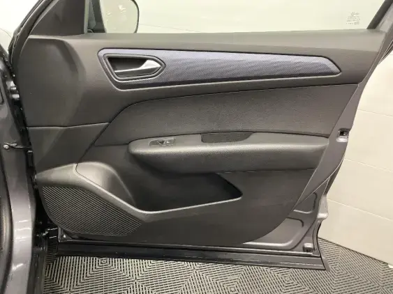 RENAULT ARKANA - voiture d'occasion - Photo 20