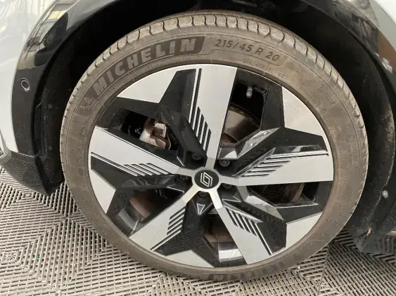 RENAULT MEGANE V - voiture d'occasion - Photo 23