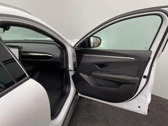 RENAULT SCENIC V ELECTRIQUE - voiture d'occasion - Photo 20