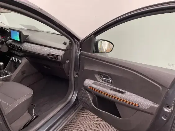 DACIA SANDERO III - voiture d'occasion - Photo 20