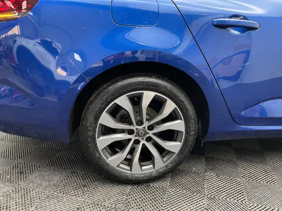 RENAULT MEGANE ESTATE IV - voiture d'occasion - Photo 25