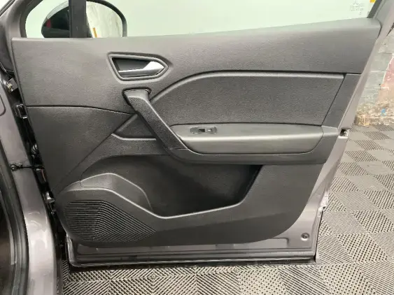 RENAULT CAPTUR II - voiture d'occasion - Photo 20