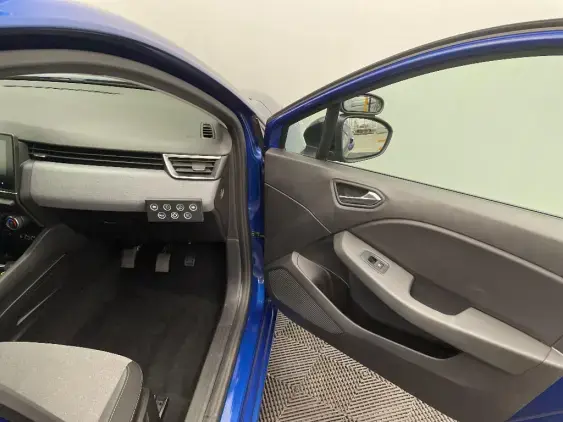 RENAULT CLIO V - voiture d'occasion - Photo 20