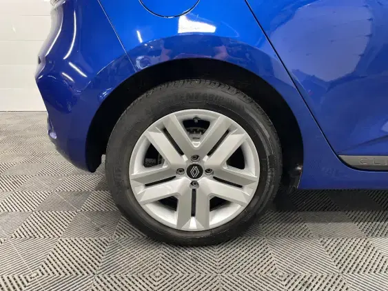 RENAULT CLIO V - voiture d'occasion - Photo 25