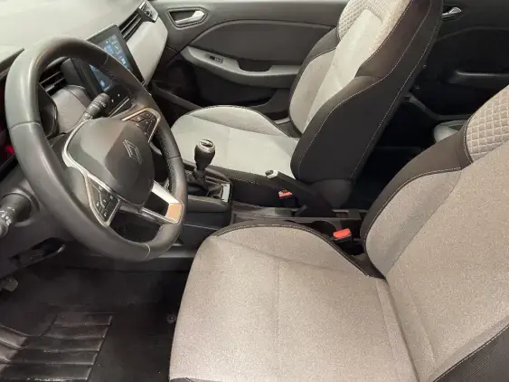 RENAULT CLIO V - voiture d'occasion - Photo 18