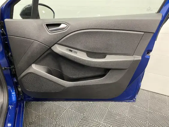 RENAULT CLIO V - voiture d'occasion - Photo 20