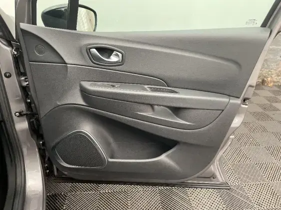 RENAULT CAPTUR - voiture d'occasion - Photo 19