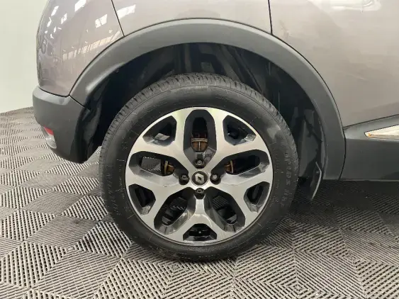 RENAULT CAPTUR - voiture d'occasion - Photo 24