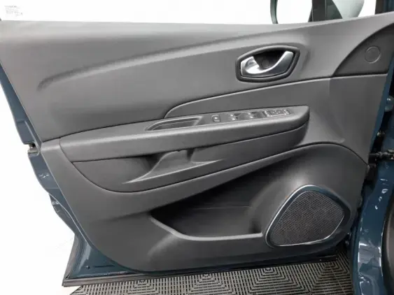 RENAULT CAPTUR - voiture d'occasion - Photo 19