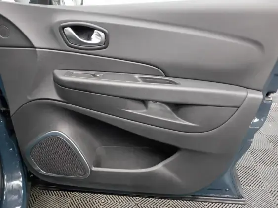 RENAULT CAPTUR - voiture d'occasion - Photo 20