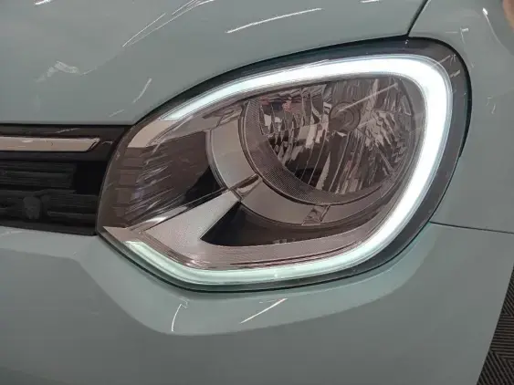 RENAULT TWINGO ELECTRIQUE III - voiture d'occasion - Photo 21