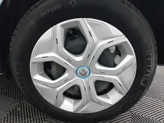 RENAULT TWINGO ELECTRIQUE III - voiture d'occasion - Photo 24