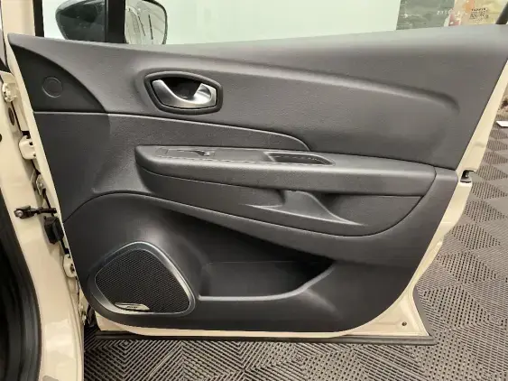 RENAULT CAPTUR - voiture d'occasion - Photo 20