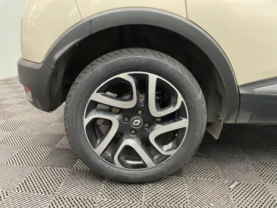 RENAULT CAPTUR - voiture d'occasion - Photo 25