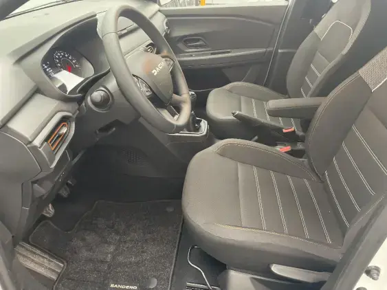 DACIA SANDERO III - voiture d'occasion - Photo 17