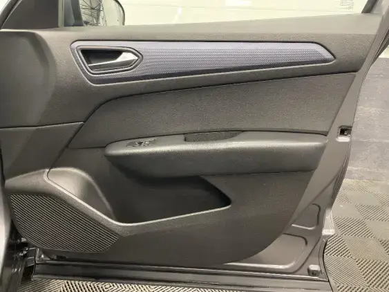 RENAULT ARKANA - voiture d'occasion - Photo 20