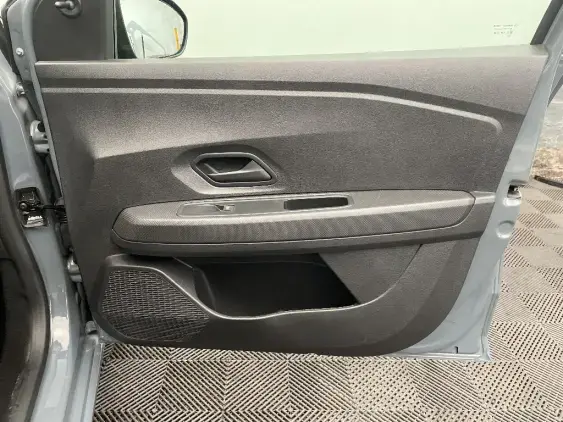 DACIA SANDERO III - voiture d'occasion - Photo 19