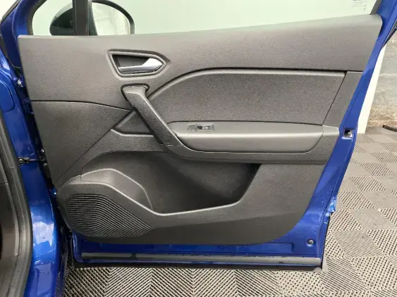 RENAULT CAPTUR II - voiture d'occasion - Photo 20