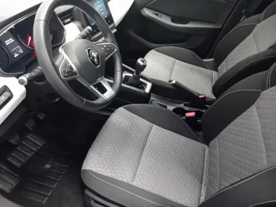 RENAULT CLIO V - voiture d'occasion - Photo 18