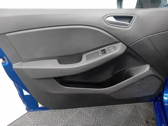 RENAULT CLIO V - voiture d'occasion - Photo 19