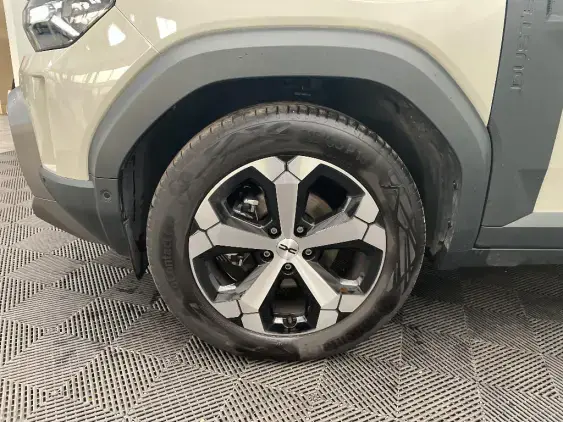 DACIA DUSTER III - voiture d'occasion - Photo 23