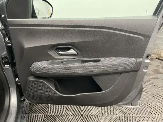 DACIA SANDERO III - voiture d'occasion - Photo 20