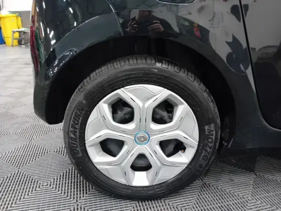 RENAULT TWINGO ELECTRIQUE III - voiture d'occasion - Photo 24