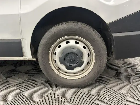 RENAULT TRAFIC FG III - voiture d'occasion - Photo 21