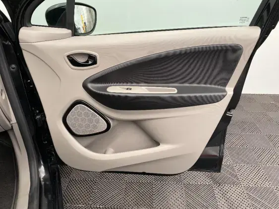 RENAULT ZOE - voiture d'occasion - Photo 20