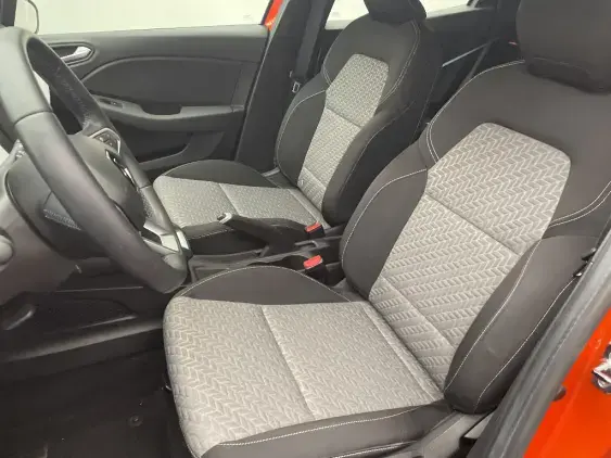 RENAULT CLIO V - voiture d'occasion - Photo 18