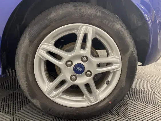 FORD KA+ I - voiture d'occasion - Photo 24