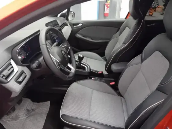 RENAULT CLIO V - voiture d'occasion - Photo 18