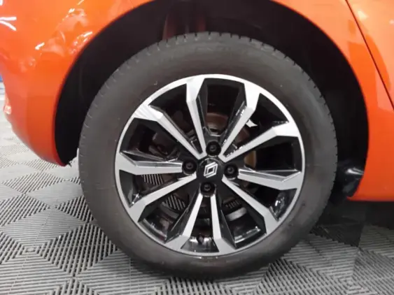 RENAULT CLIO V - voiture d'occasion - Photo 25